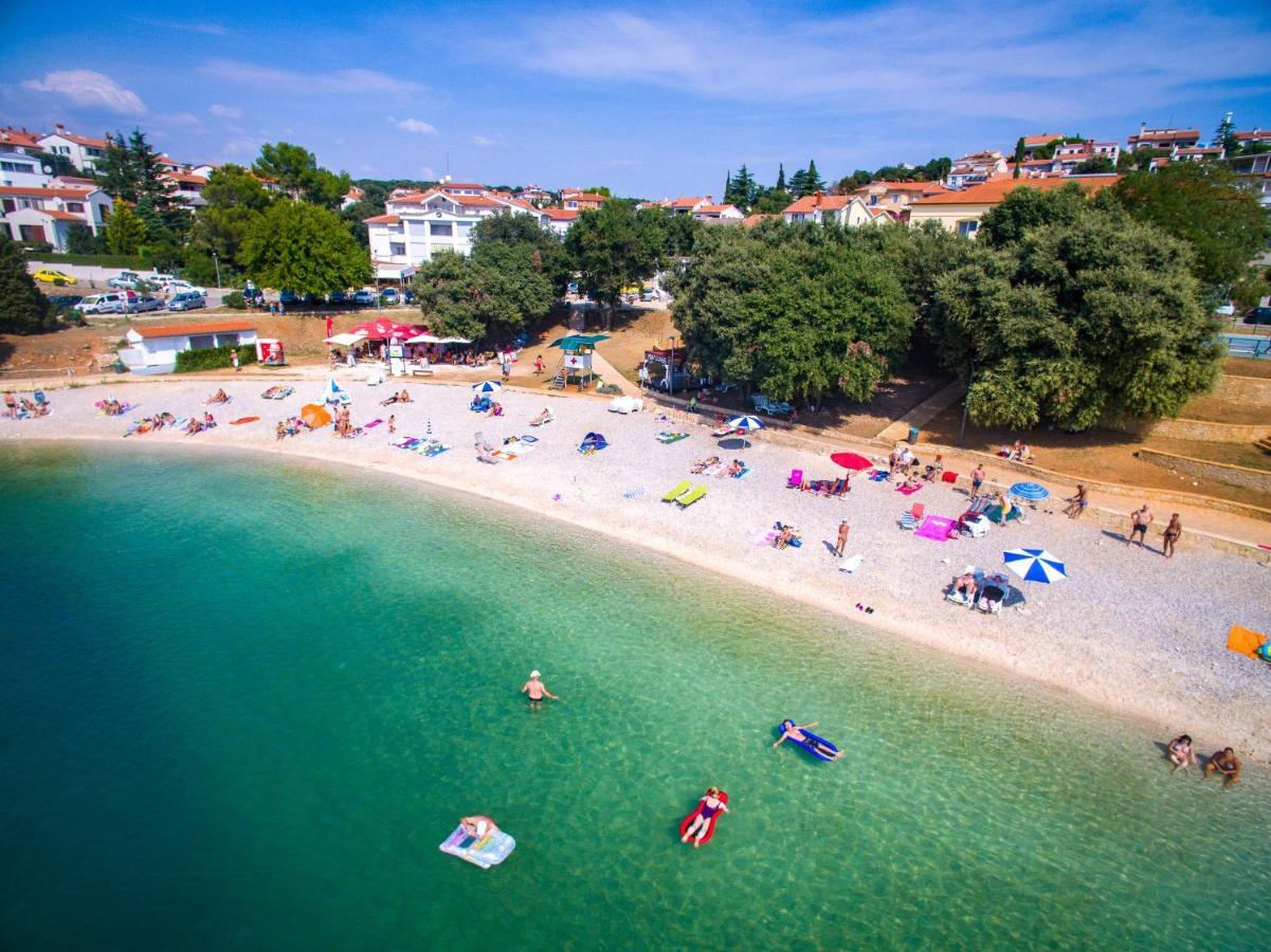 Holiday Apartment 50M From The Beach Pjescana Uvala Eksteriør billede